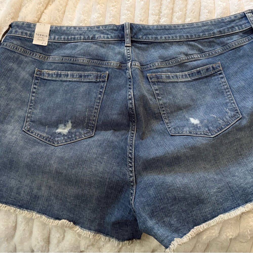 Torrid Jean shorts set of 2 size 22 - Picture 4 of 4